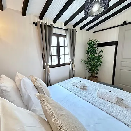 Lägenhet Stunning 2 Bedroom In The Marais *