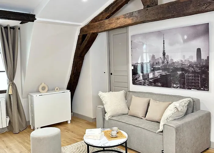 Lägenhet Stunning 2 Bedroom In The Marais Paris